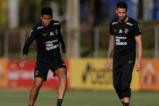 Corinthians tem 'desafio extra' em partida contra o Atlético-MG de Felipão