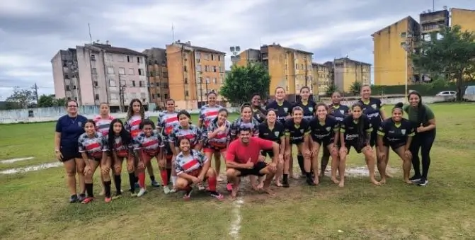 Crianças da Escolinha Pedala Muleke no treino