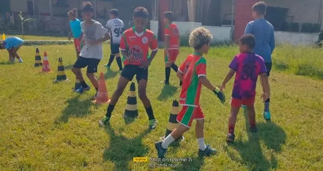 Alunos em campo - Aquecimento